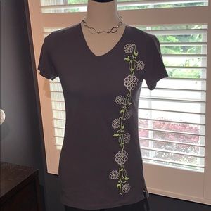 Irideon Sz S Olive/Green Top w/Sparkle Flowers